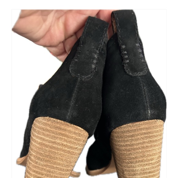 JEFFREY CAMPBELL BLACK SUEDE ANKLE BOOTS, SIZE 6 - Picture 3 of 7